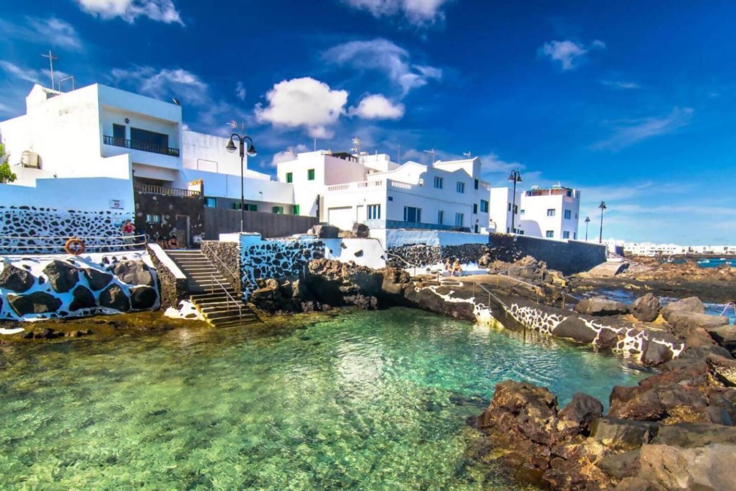 Gran terraza, 1 minuto de las piscinas naturales Punta Mujeres Esterno foto